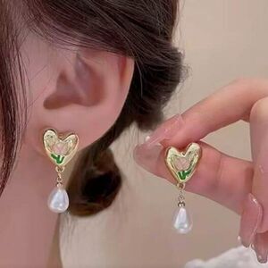 🔅🆕🔅 Romantic French Style Tulip Heart Imitation Pearl Dangle Earrings🔅